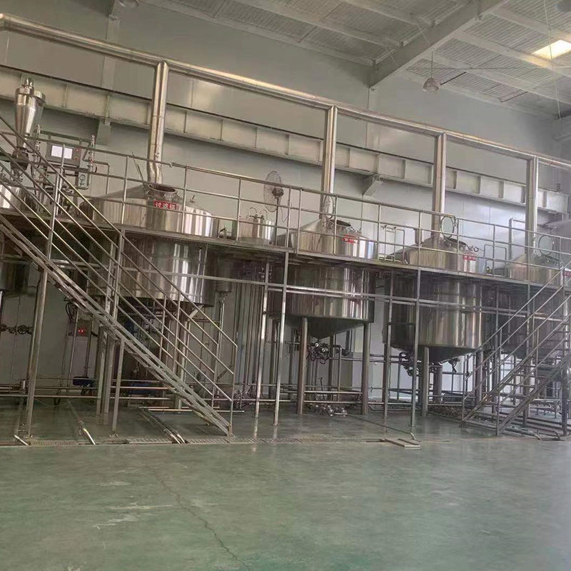 启东精酿啤酒设备厂—平面布置、设备设计、制造、调试、培训等一条龙服务_COPY